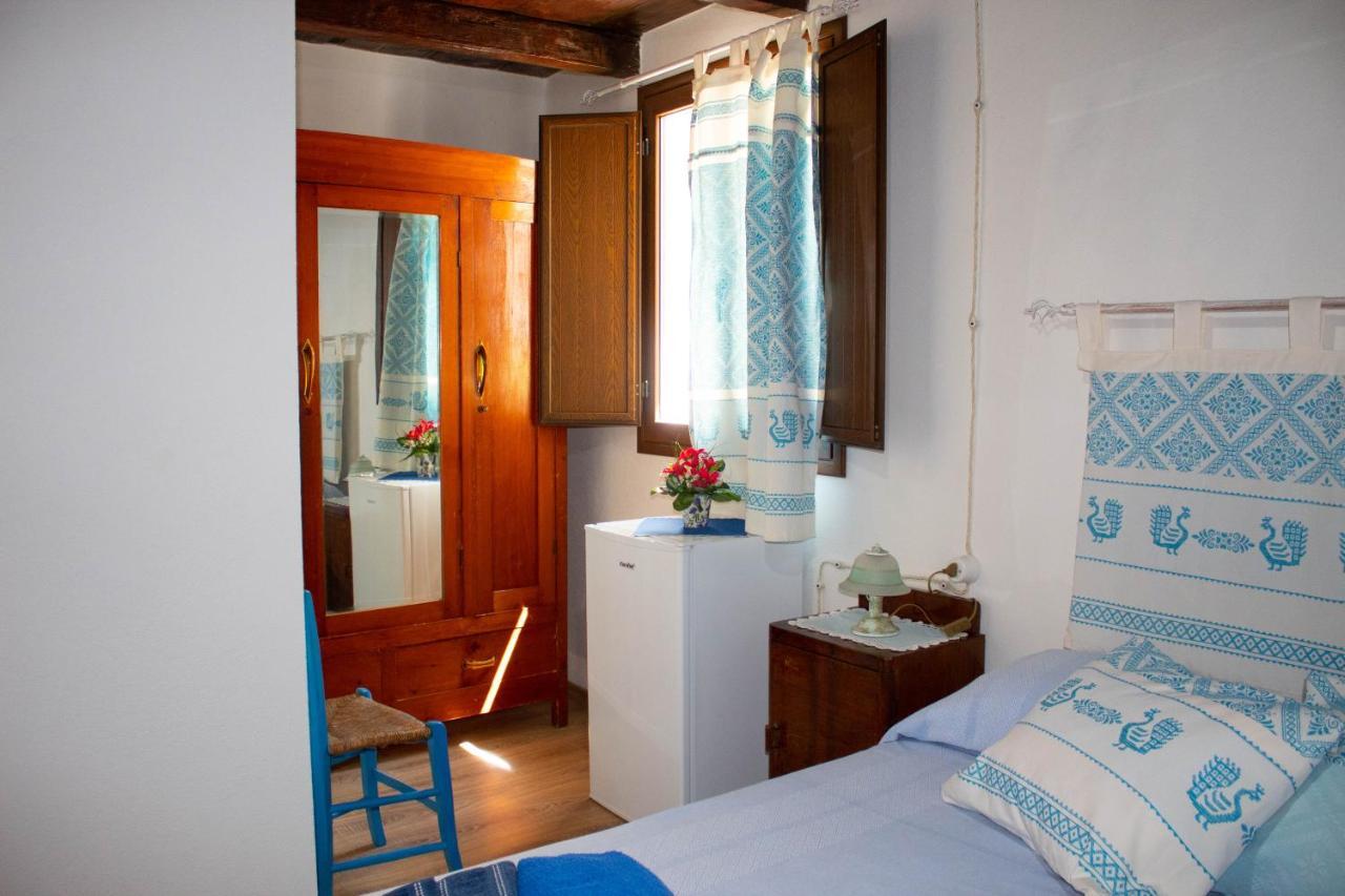 B&B Ziu Anacletu Villaputzu Exteriör bild